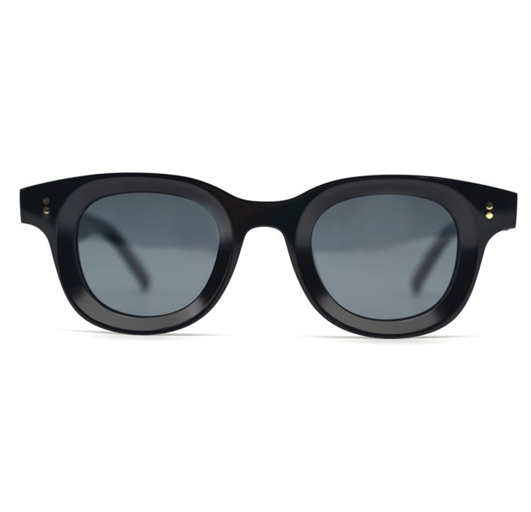 sunglasses with side shields Prada