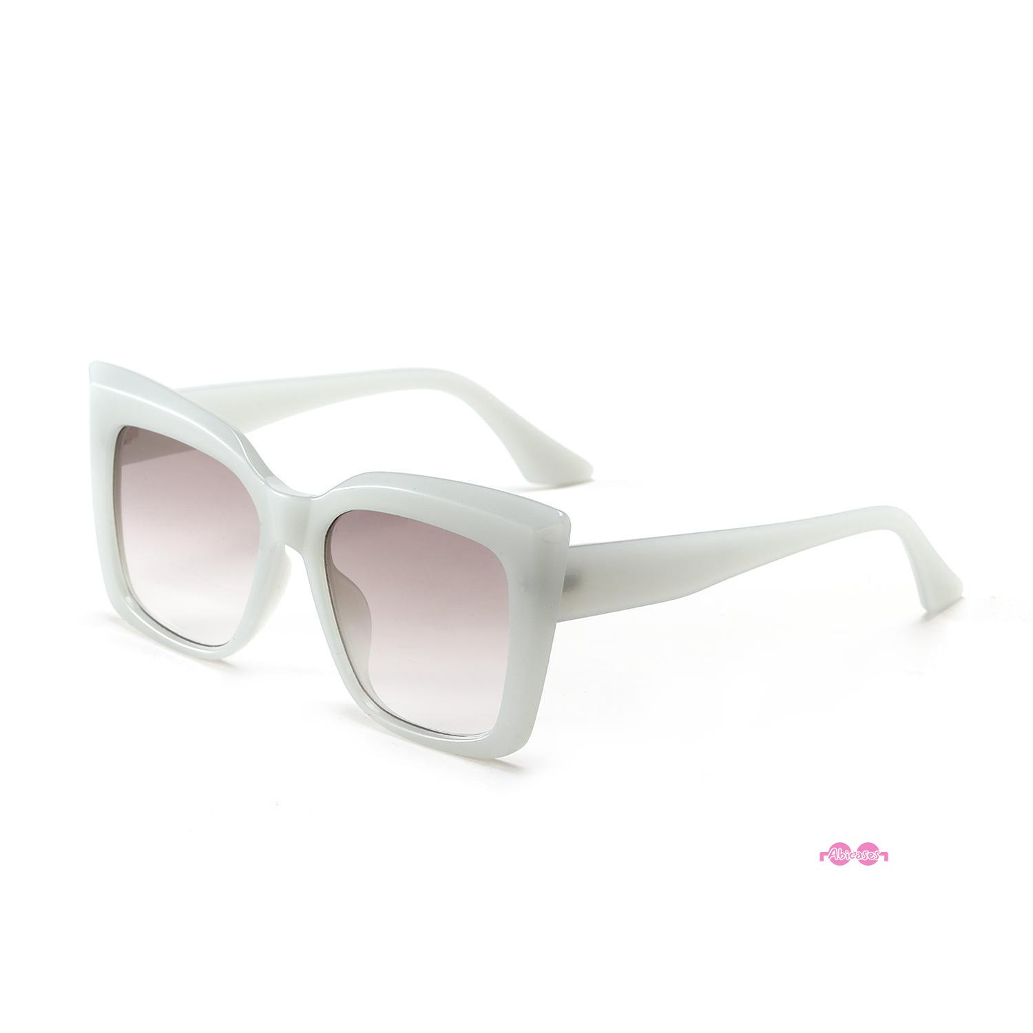 what are the most popular women's sunglasses Prada